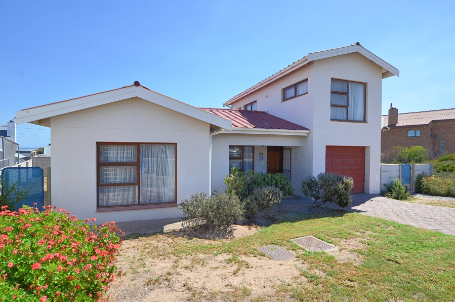 4 Bedroom Property for Sale in Yzerfontein Western Cape